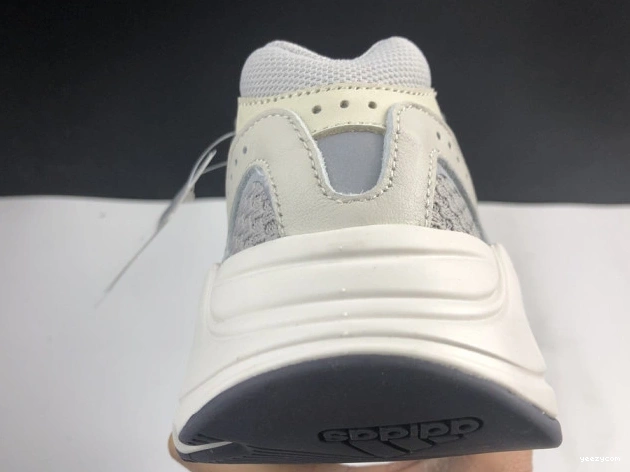 Cream 700 Cream V2 Adidas Yeezy GY7924 Boost 0727